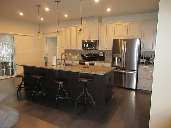 2nd image of 107 Burnside Dr