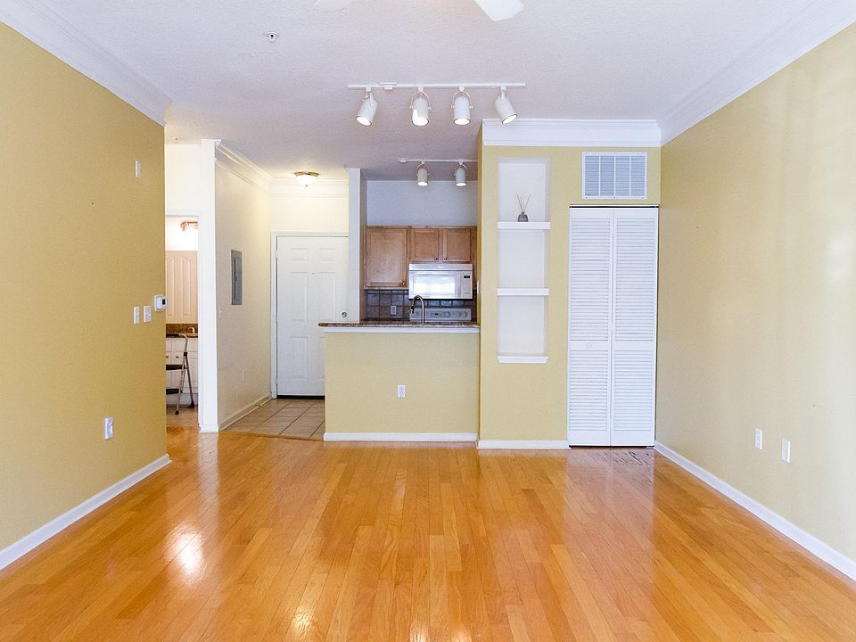1st image of 4207 S Dale Mabry Hwy Unit 1109