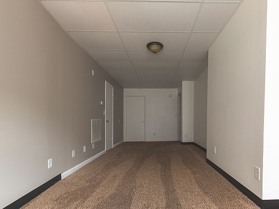 4th image of 665 E 21st St APT 3