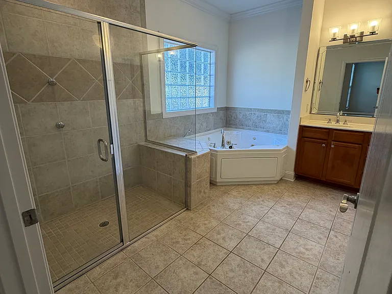 1931 Dante Ln #104 — Photo 24