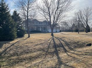 3055 Matthew Dr, Windom, MN 56101