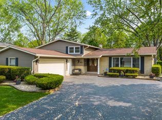 2514 N Ridge Ave, Arlington Heights, IL 60004