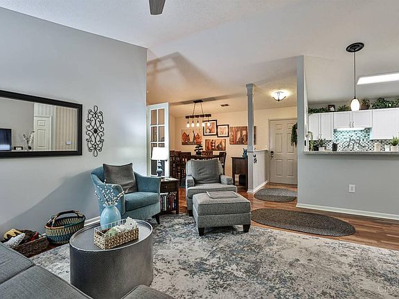 5th image of 310 Carrington Pl APT 306