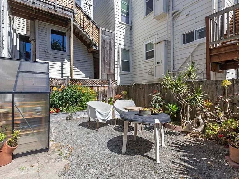 2315 Bush St #1 — Photo 30