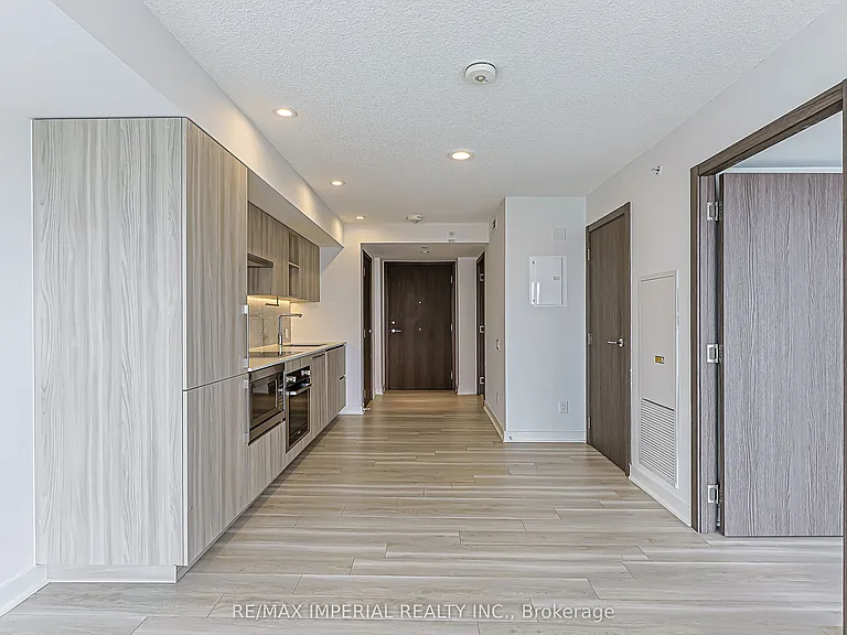 17 Bathurst St #2707 — Photo 11