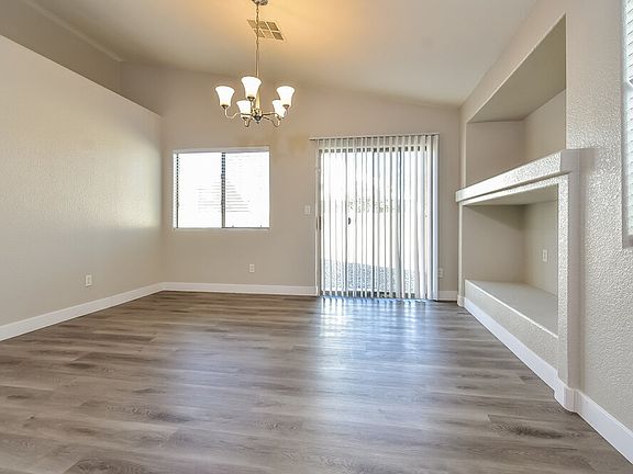 5th image of 528 W Claxton Ave