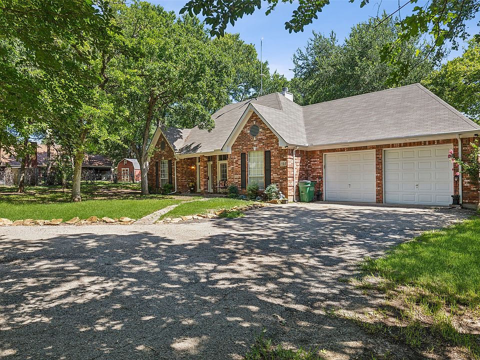 1st image of 121 Windsong Ct
