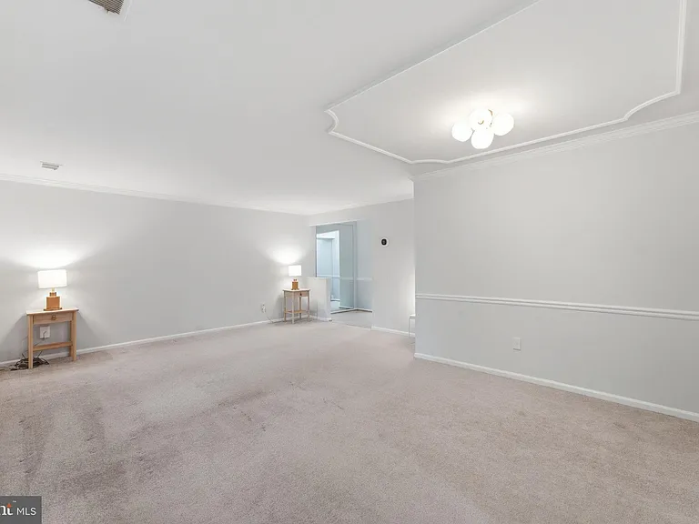 5705 Brewer House Cir #T2 — Photo 9