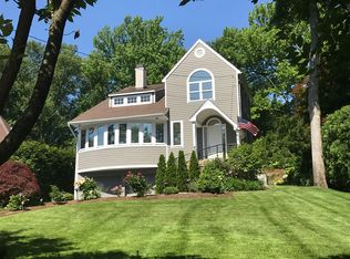 200 Overlook Dr, Greenwich, CT 06830