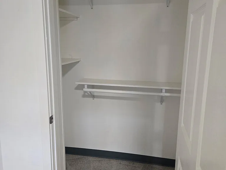 3600 NE 73rd Pl #3 — Photo 8