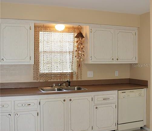 4th image of 1706 Belleair Forest Dr APT 116