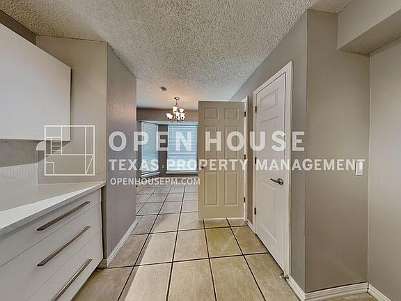 5th image of 2618 Bayberry Ln