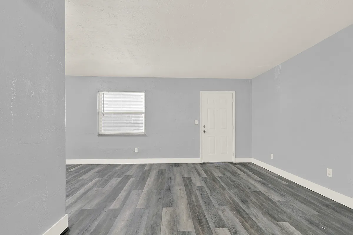 Building Photo - 2407 NW 135th St #315