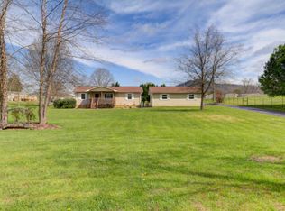 10305 Zacharytown Rd, Corryton, TN 37721