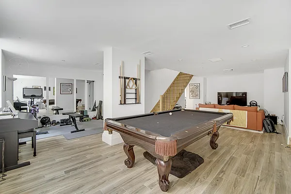 Rented by Compass | media 8