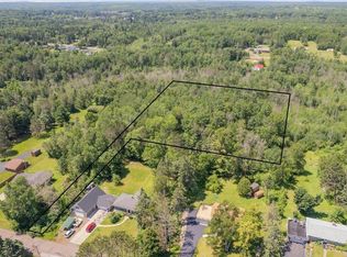 Chambersburg Ave, Duluth, MN 55811