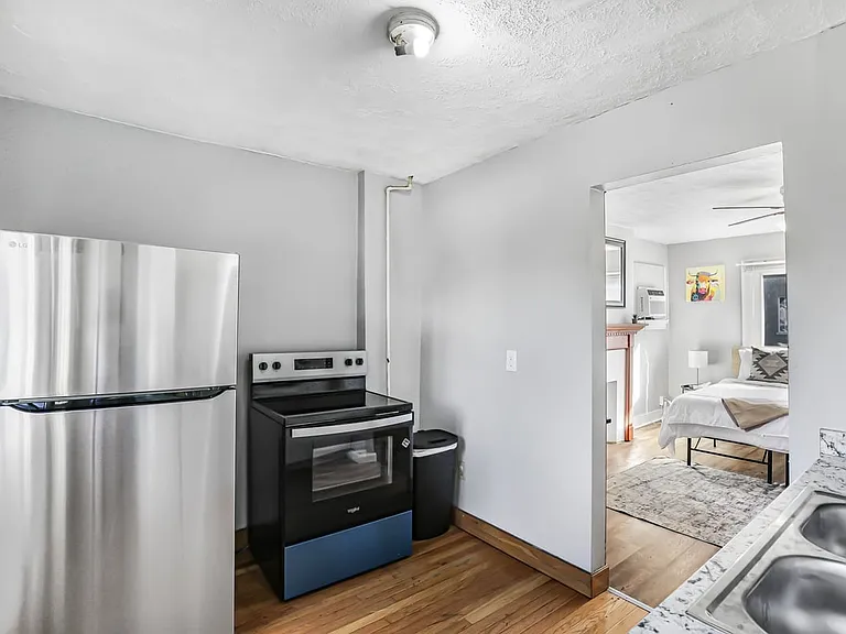 288 E 12th Ave #4 — Photo 25