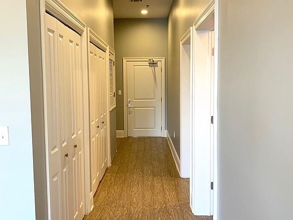 5th image of 2525 Cadiz St Unit 203
