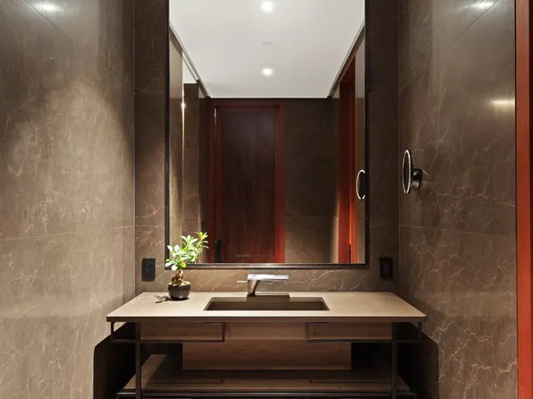 730 Fifth Avenue image 9 of 9