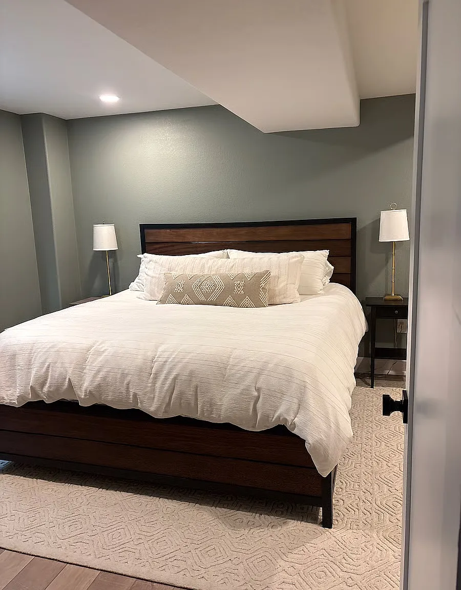4 bed, 3.5 bath, 3000 sqft, $1,400 — Photo 3