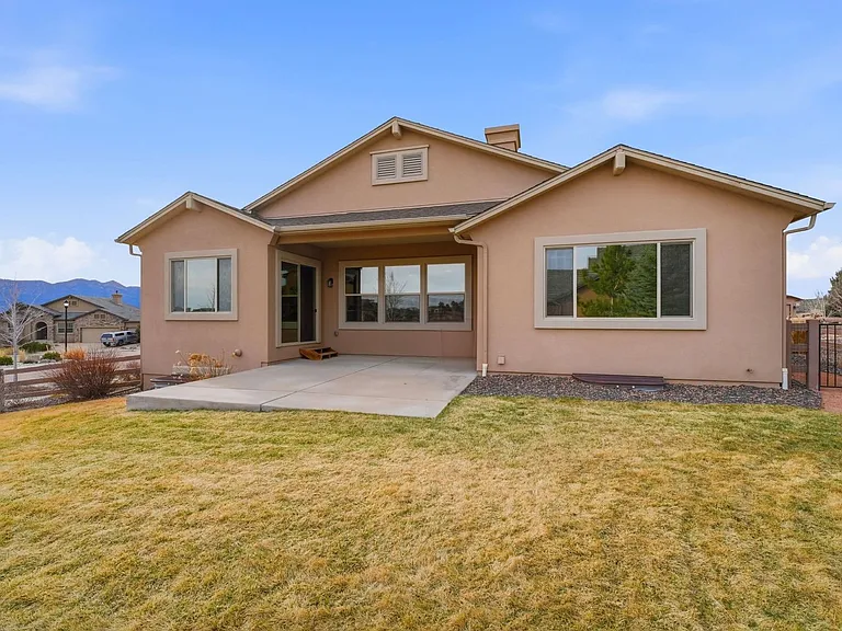 1489 Yellow Tail Dr — Photo 37
