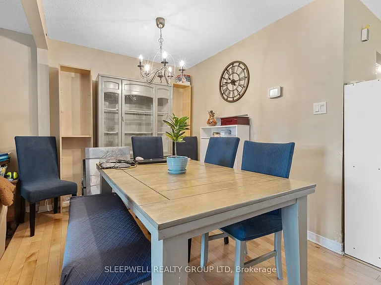 55 Alberni St — Photo 4