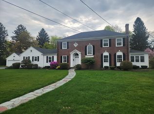30 Thorny Lea Ter, Brockton, MA 02301