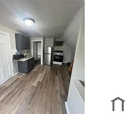 3338 E 125th St #3 — Photo 2
