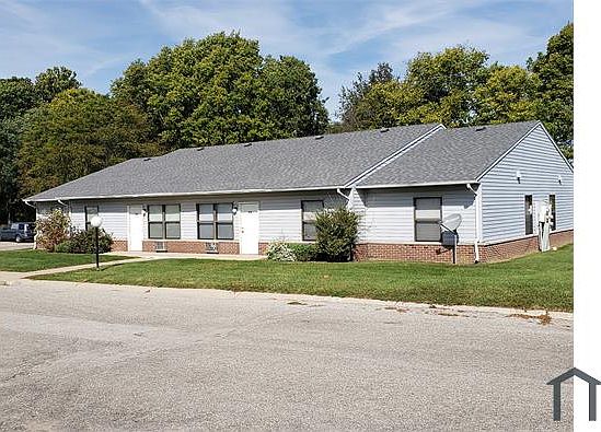 2nd image of 636 Berry Ln