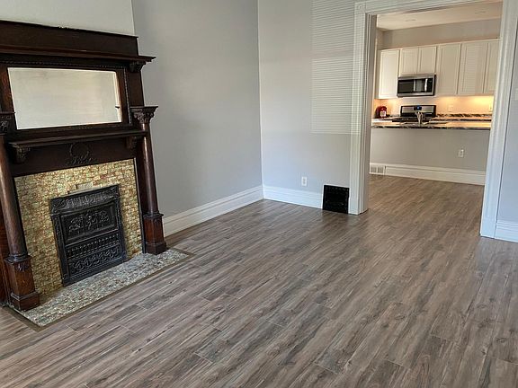 3rd image of 1830 Russell Blvd #1830
