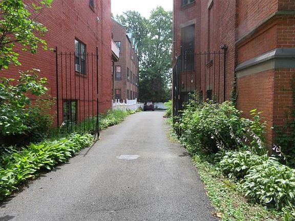 Driveway from Willett to rear parking lot