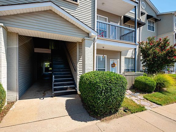 2nd image of 816 North St APT 20