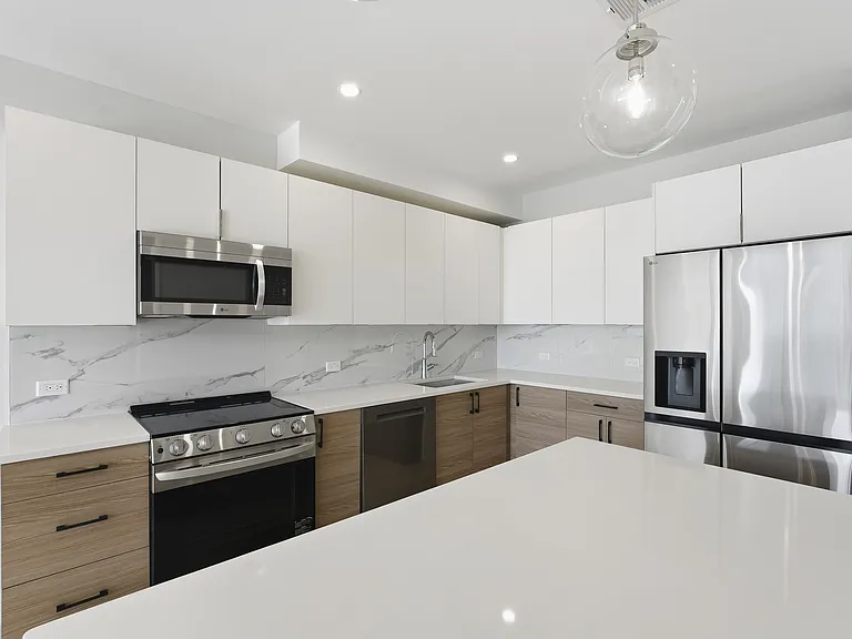 Skylar Lofts JC — Photo 64