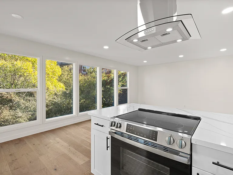40 Leafwood Cir #42 — Photo 5