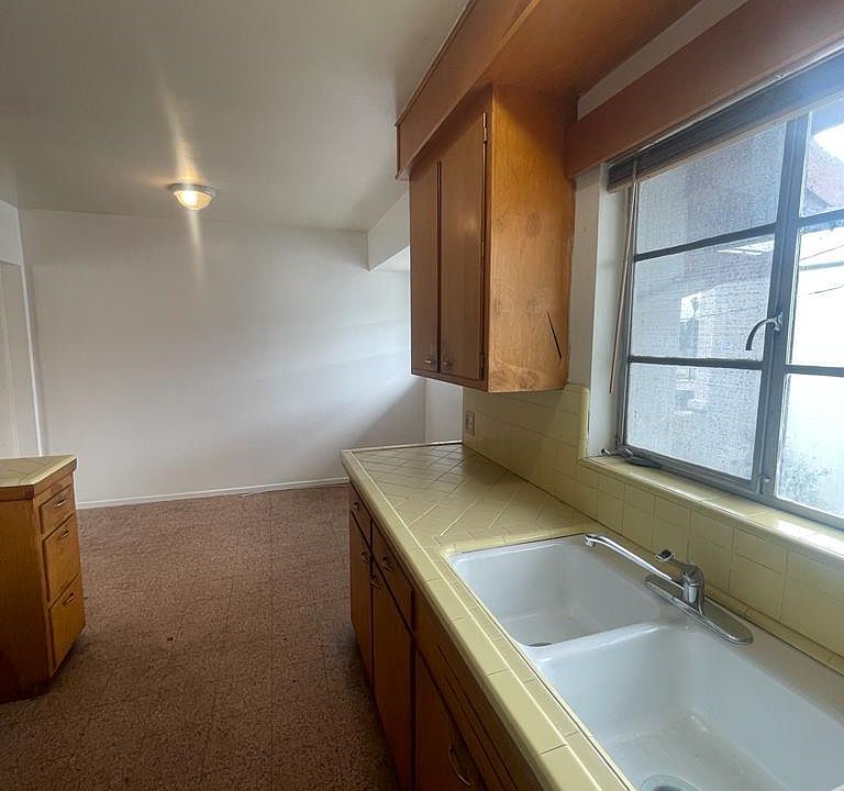2260 Valencia Ave 2260, San Bernardino, CA 92404 Zillow