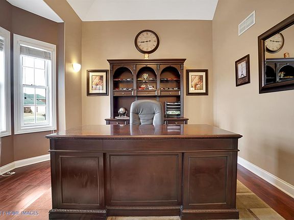 4th image of 10571 Northcote Dr