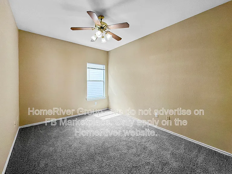 11502 Liberty St — Photo 10