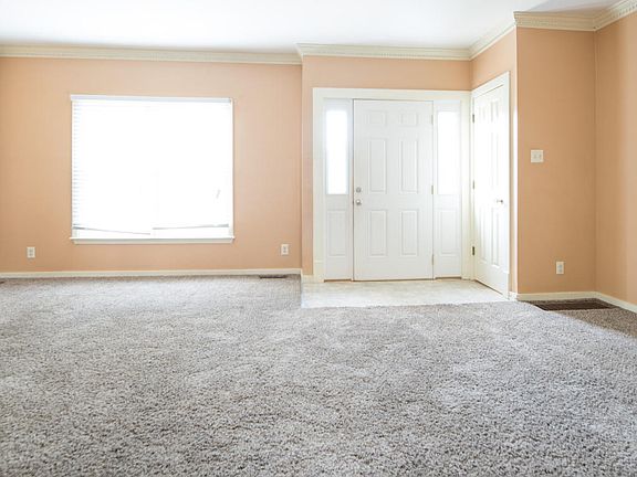 2nd image of 909 Brown Ave