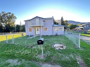 502 Fir St, Oroville, WA 98844
