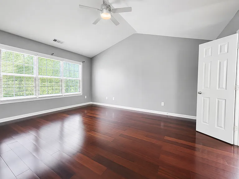 2923 Stanstead Cir — Photo 9
