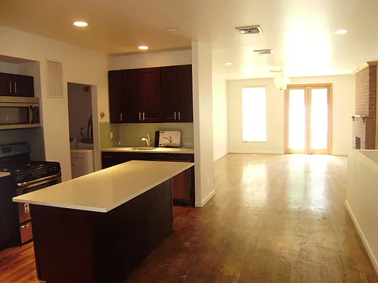 Rented by Mauro Bros Real Estate Services LLC | media 23