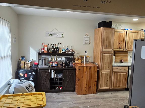 5th image of 1610 E 17th St #0