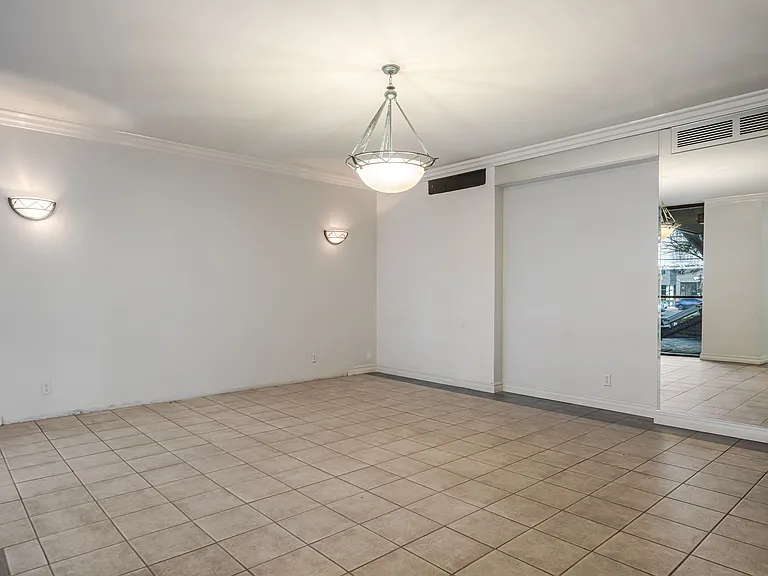 321 S San Vicente Blvd #903 — Photo 23