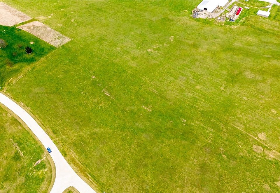 1st image of Oldefield Dr