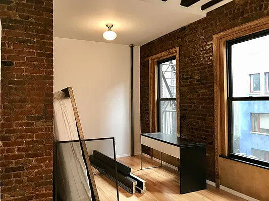 Rented by Adir Realty | media 6