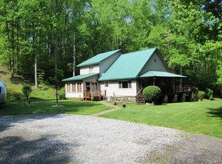 3326 Pine Grove Bunker Hill Rd, Lindside, WV 24951