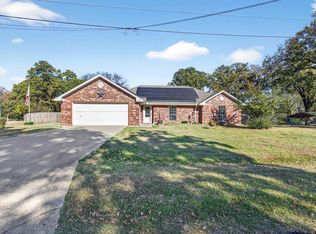 110 Memorial Dr, Gun Barrel City, TX 75156