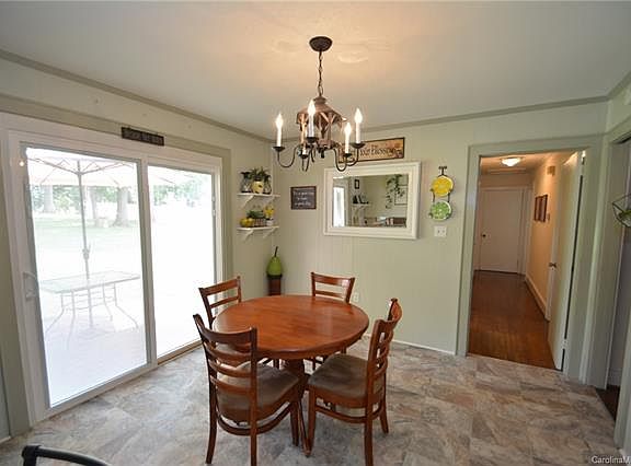 4th image of 101 Dallas Ln