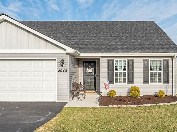 5th image of 2040 Glade Dr SE