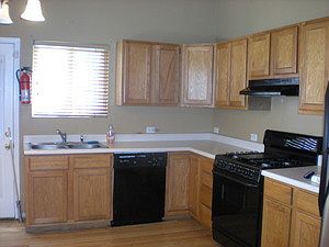 4th image of 3407 N Lewis Ave